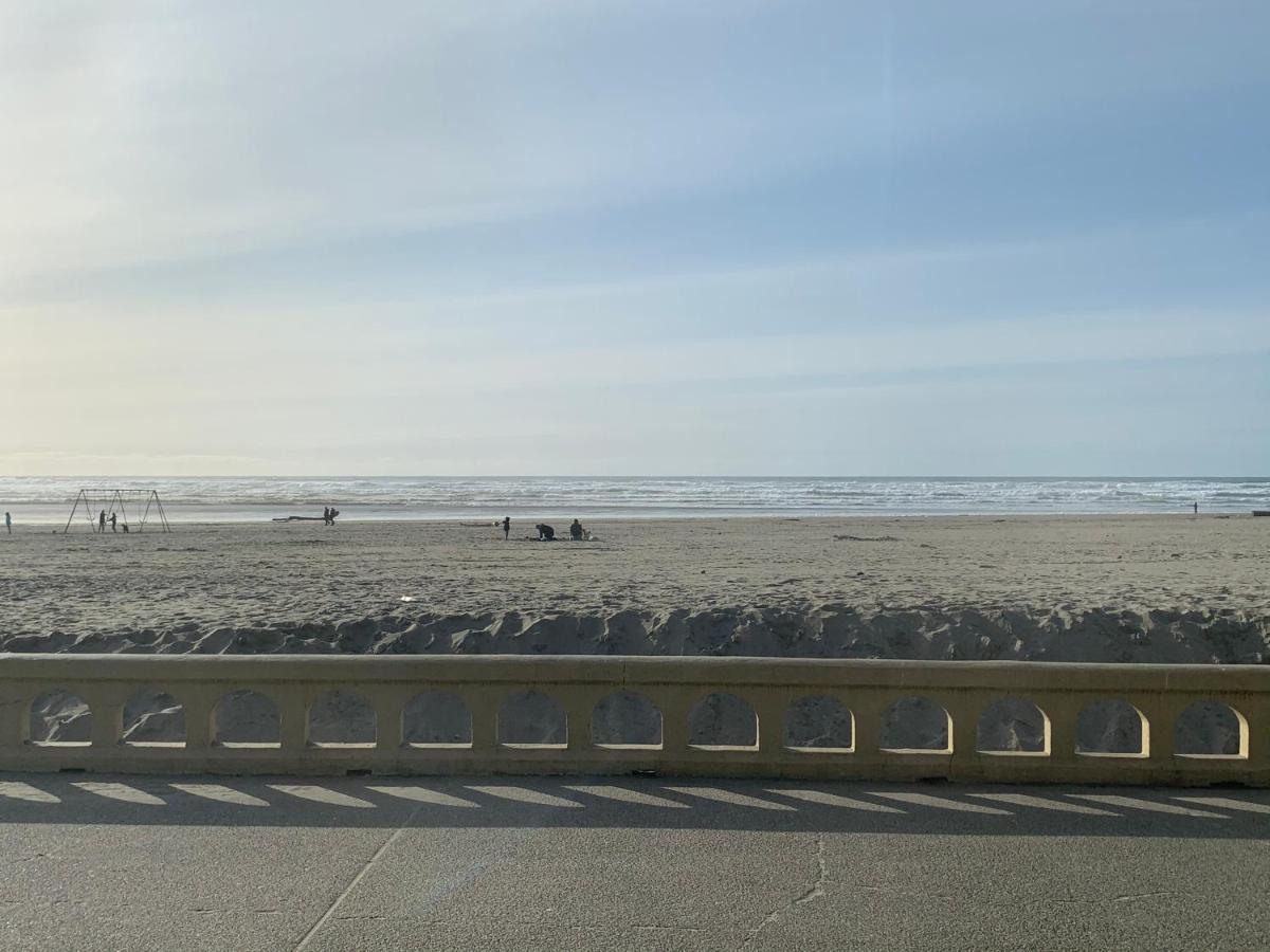 The Ocean Front At Seaside Motel ภายนอก รูปภาพ
