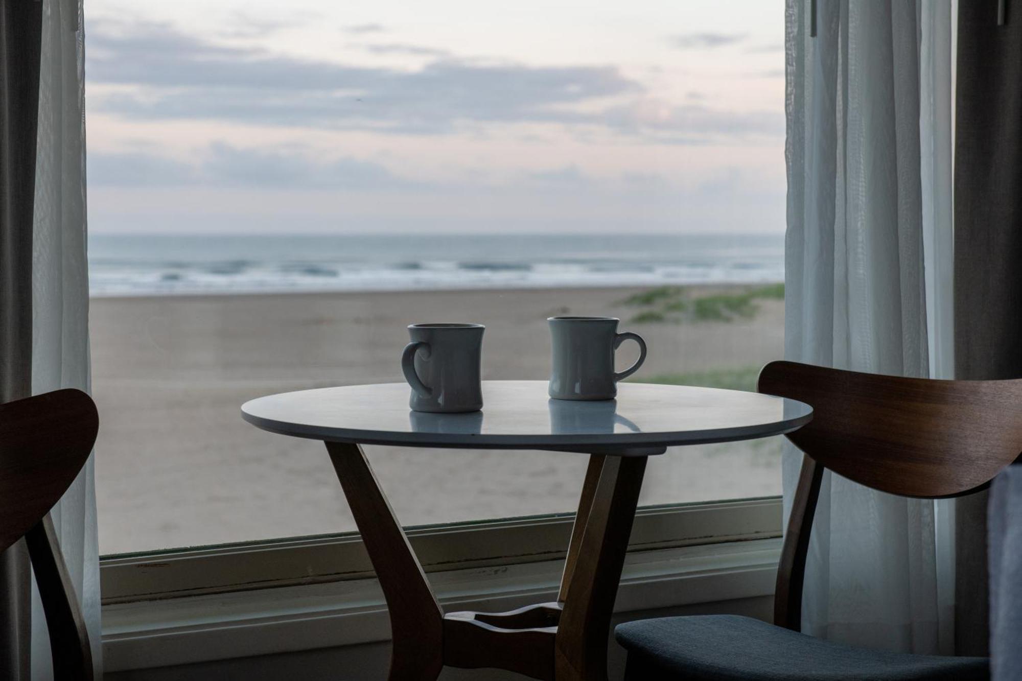 The Ocean Front At Seaside Motel ภายนอก รูปภาพ